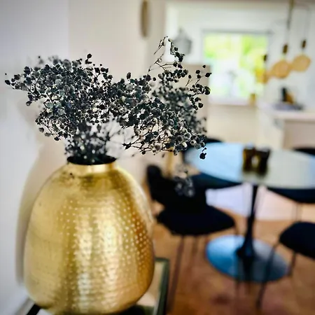 Feelslikehome - Reihenhaus Zwischen Hamburg Und Heide Mit Garten&garage * Neu Wulmstorf