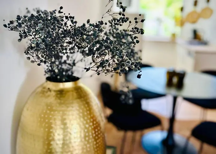 Feelslikehome - Reihenhaus Zwischen Hamburg Und Heide Mit Garten&garage * Neu Wulmstorf